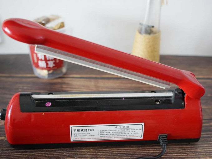 厨房配件怎么样 好用的手动封口机分享